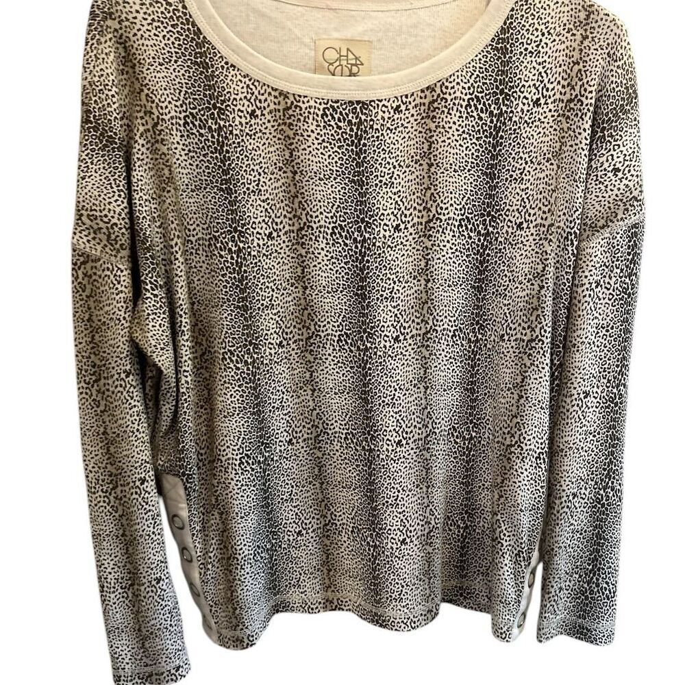 Chaser Women's M Cheetah Print Top Scoop Neck Casual‎ Top